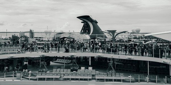 Comment organiser une expédition pour observer les aurores boréales au Yukon, Canada?